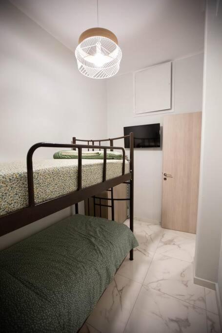 Center Apartment *